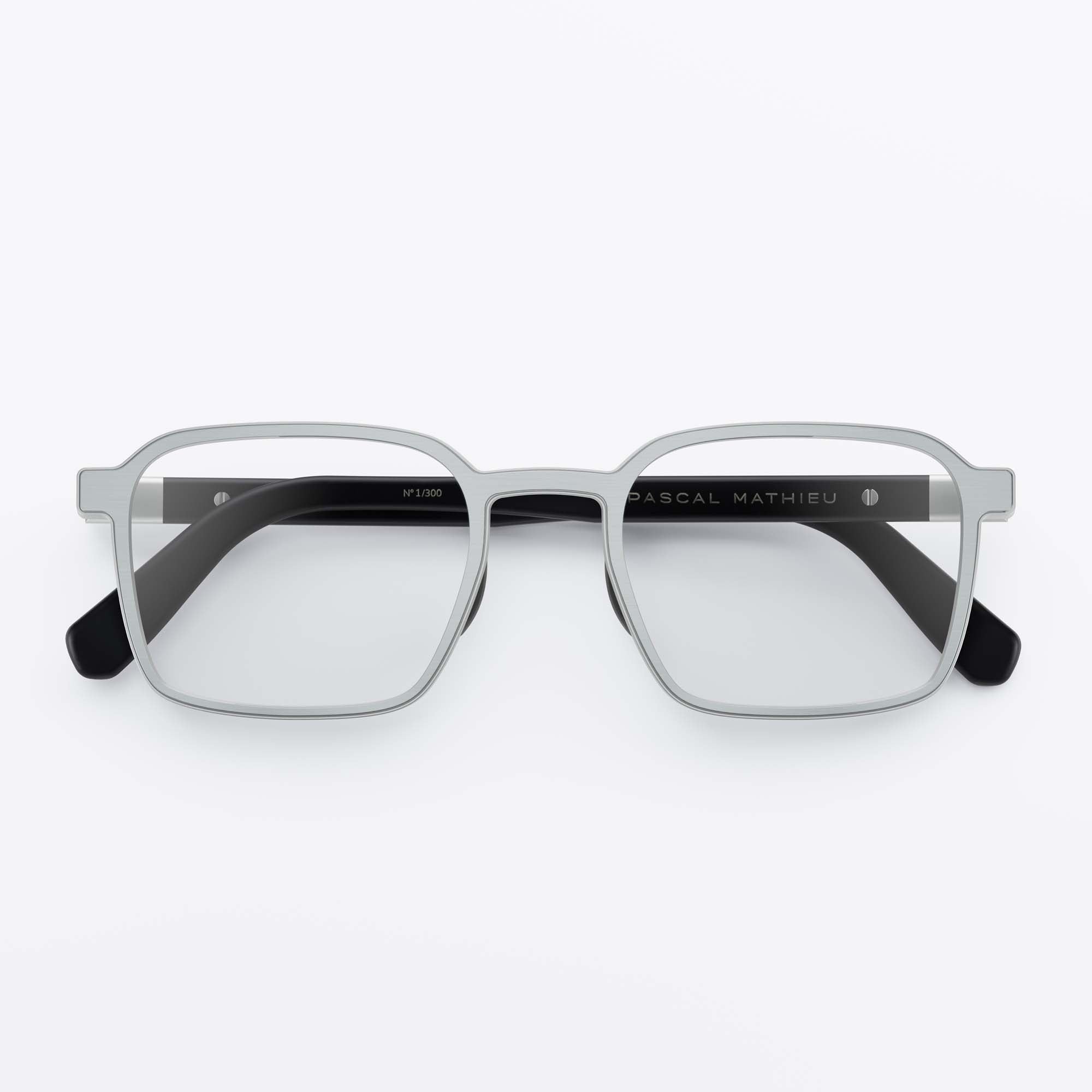 VINCINE STEEL