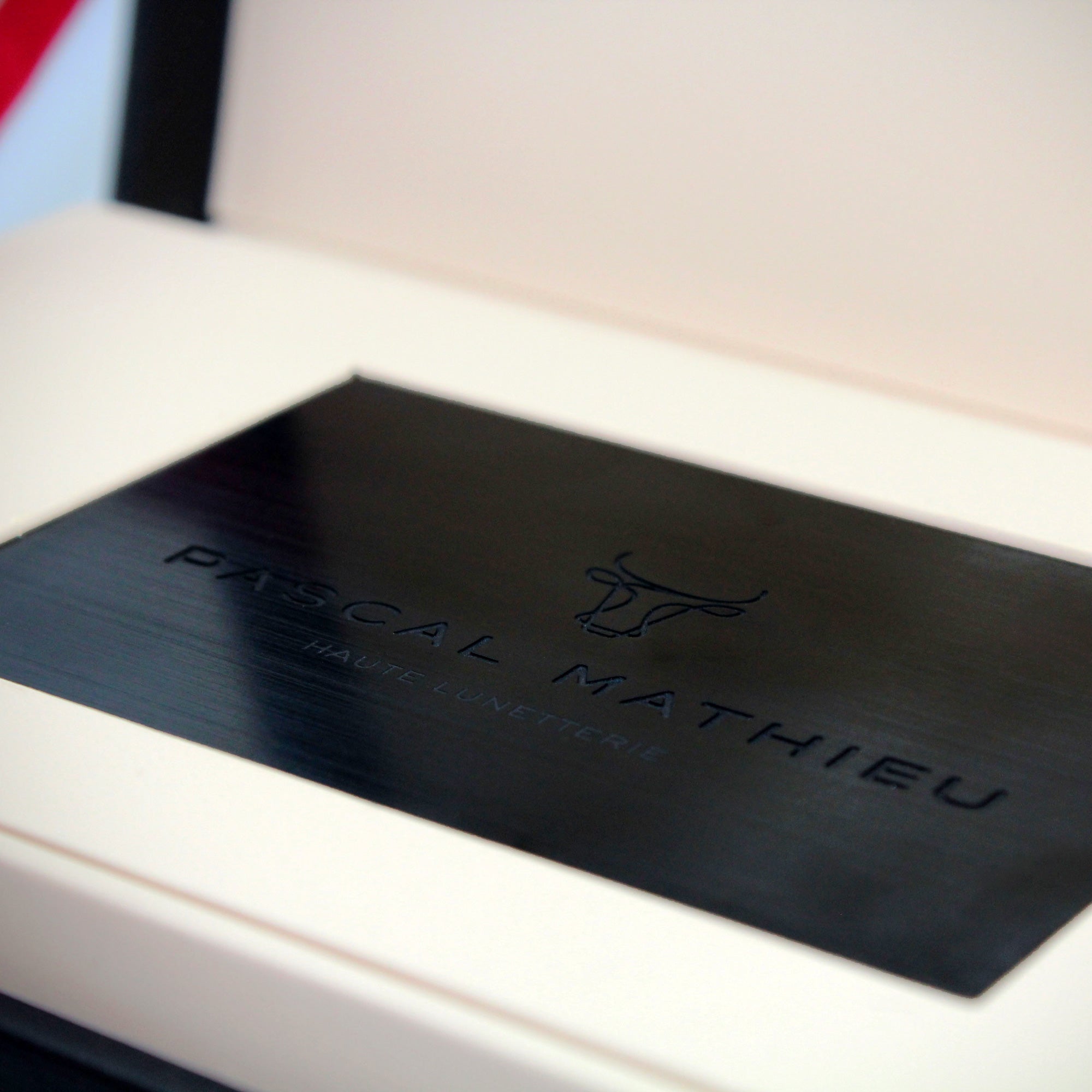 VINCINE NOIR & OR ROSE